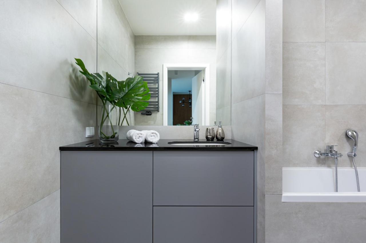 ורשה Mennica Residence - City Center By Renters Prestige מראה חיצוני תמונה