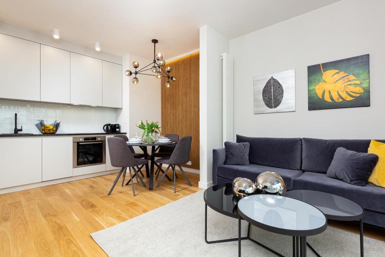 ורשה Mennica Residence - City Center By Renters Prestige מראה חיצוני תמונה