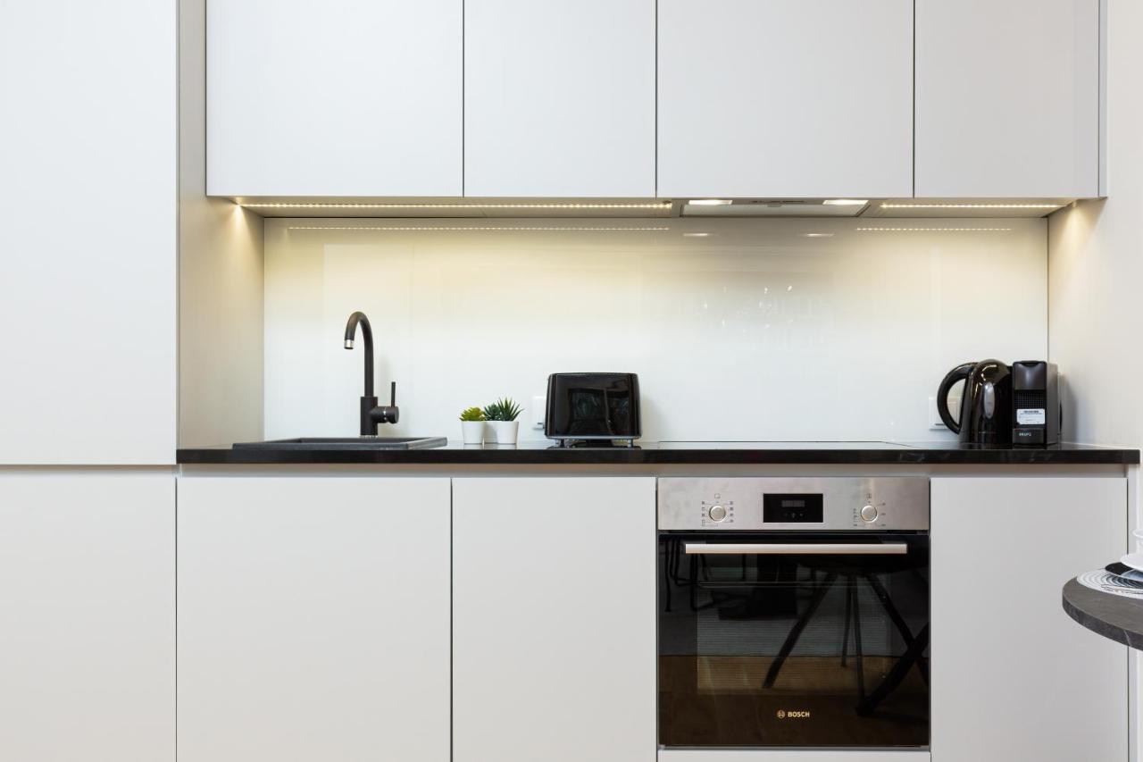 ורשה Mennica Residence - City Center By Renters Prestige מראה חיצוני תמונה