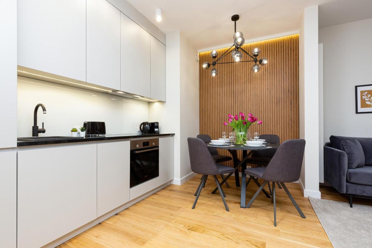 ורשה Mennica Residence - City Center By Renters Prestige מראה חיצוני תמונה